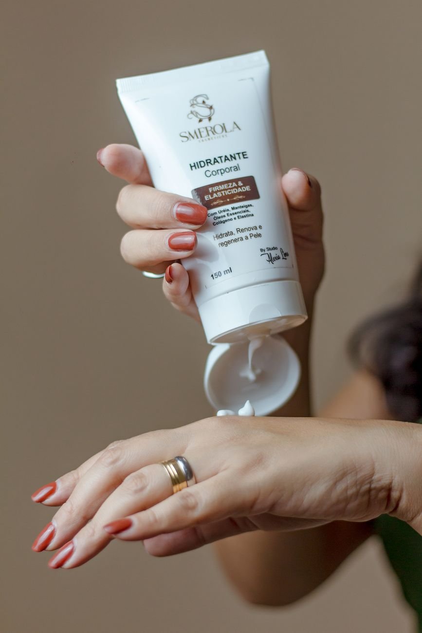 Fragrance-Free Moisturizers That Reviewers Say Layer Well Under Makeup - The Skincare Space Fragrance-Free Moisturizers That Reviewers Say Layer Well Under Makeup