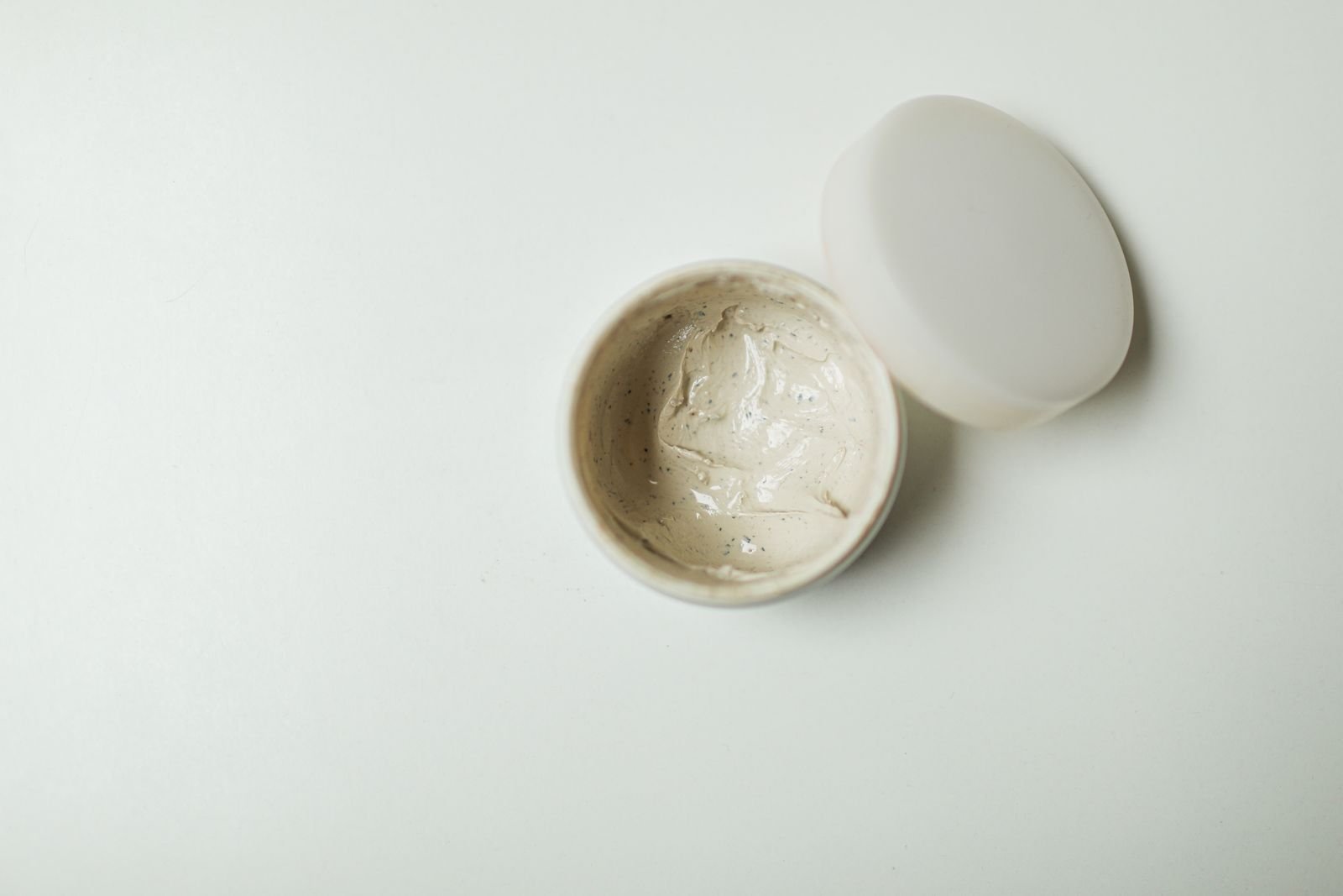 Why Mineral Sunscreen Leaves a White Cast—and What Reduces It