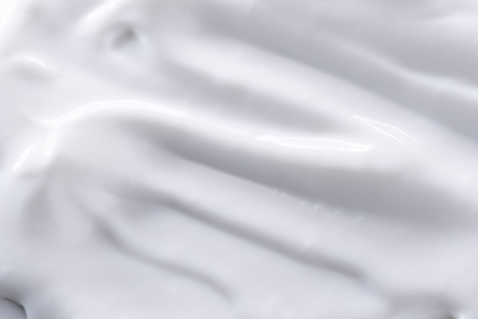 Zinc Oxide vs. Titanium Dioxide Sunscreen: Which Filter Fits?